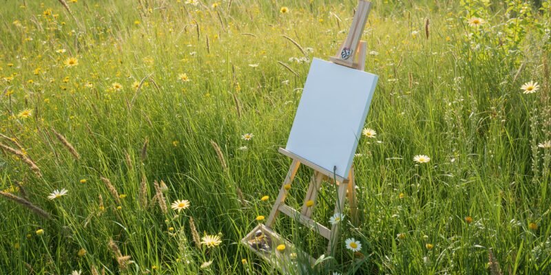haydervoice abandoned dreams easel.jpg
